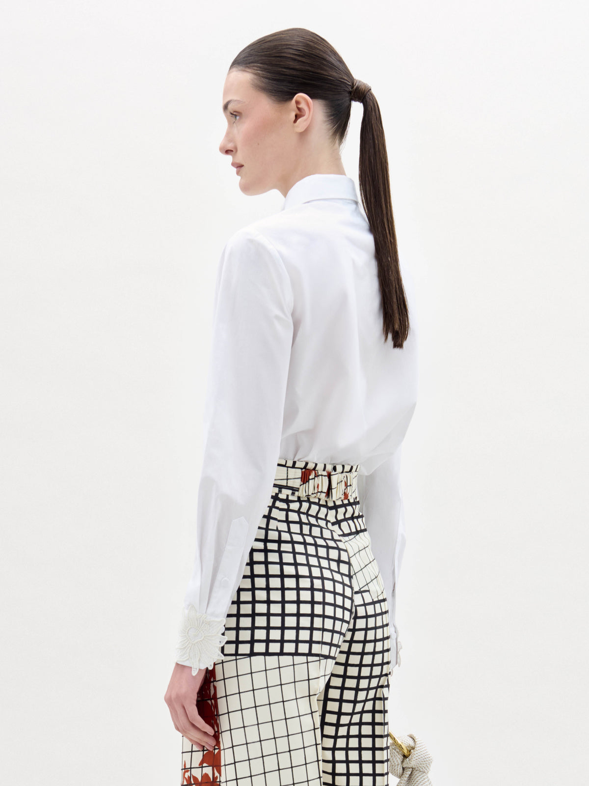 ‌Lace-collar White Long-sleeve Shirt