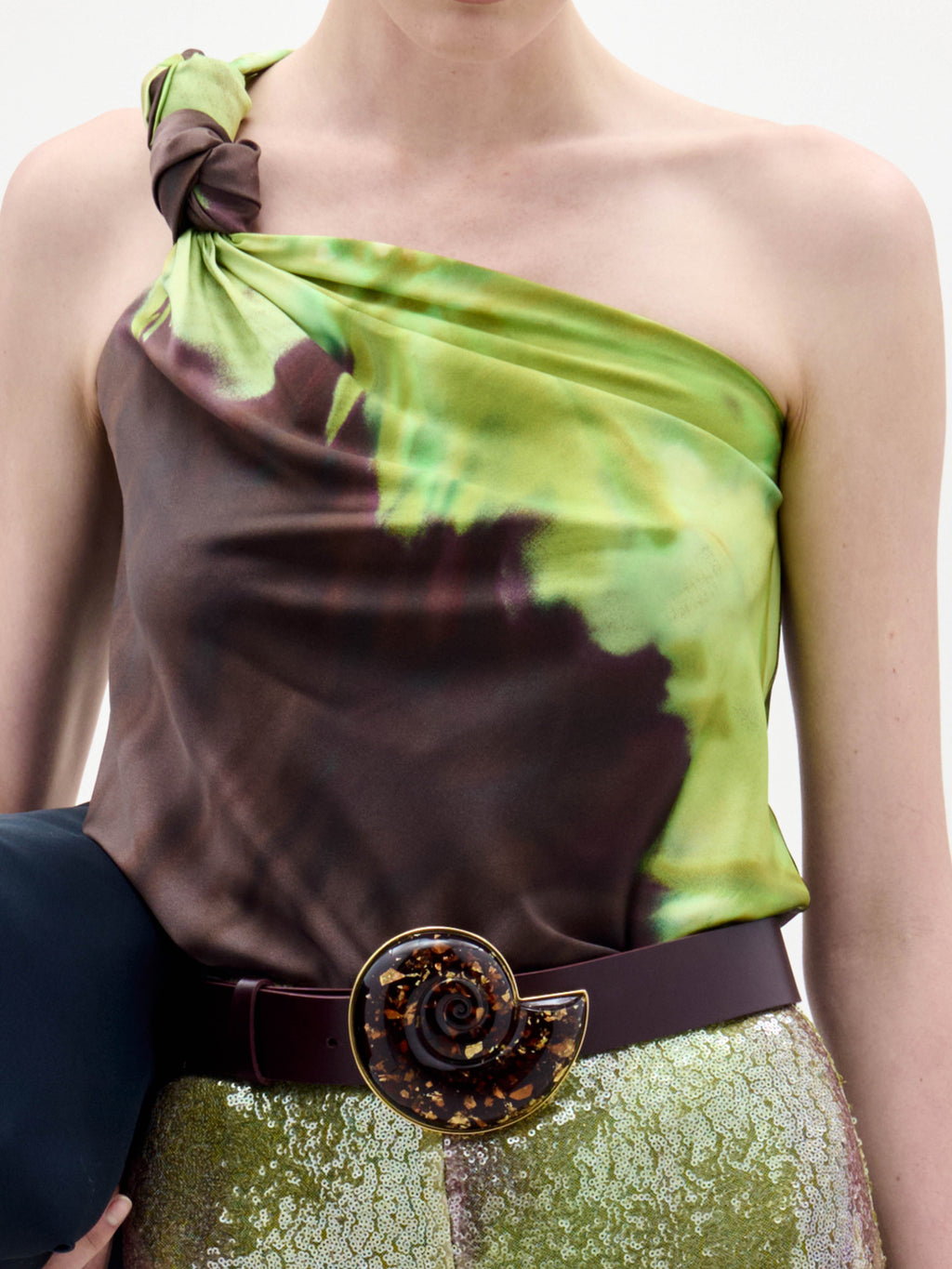 One-shoulder Drape Print Blouse