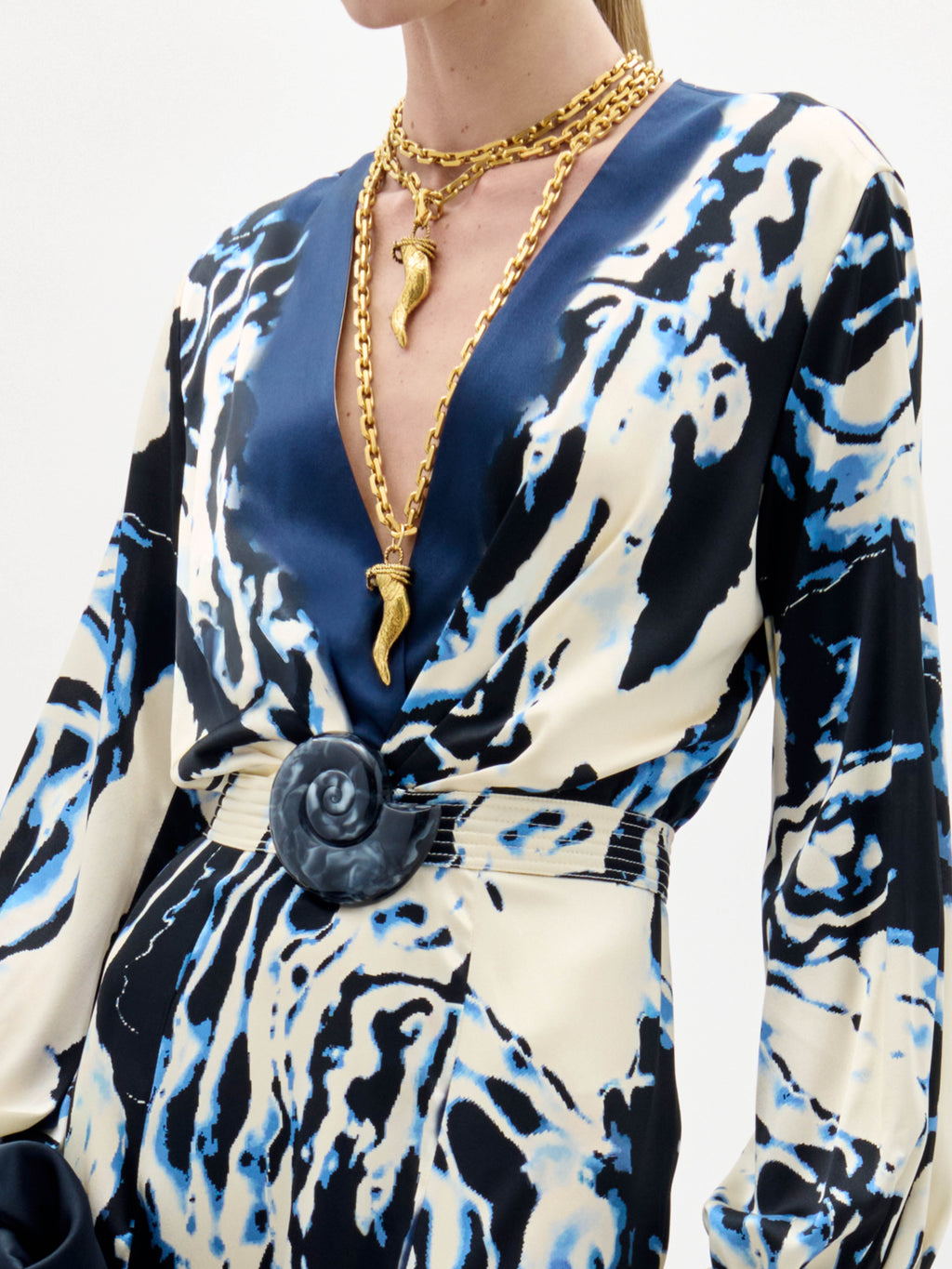 ‌V-Neck Long Sleeve Sheath Gown