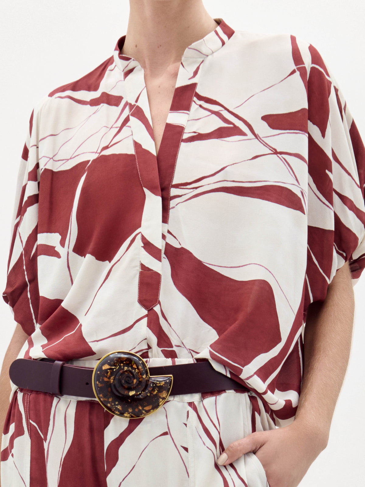 Red-White Contrast V-Neck Printed Shirt